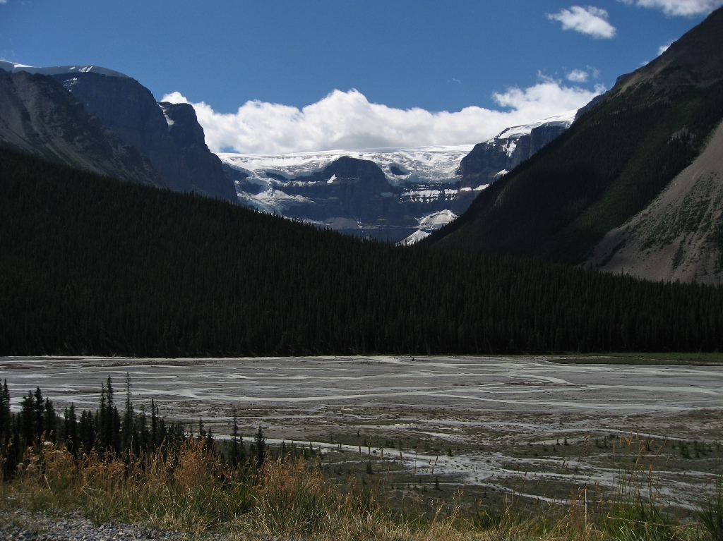Columbia icefield \n (Click for next picture)